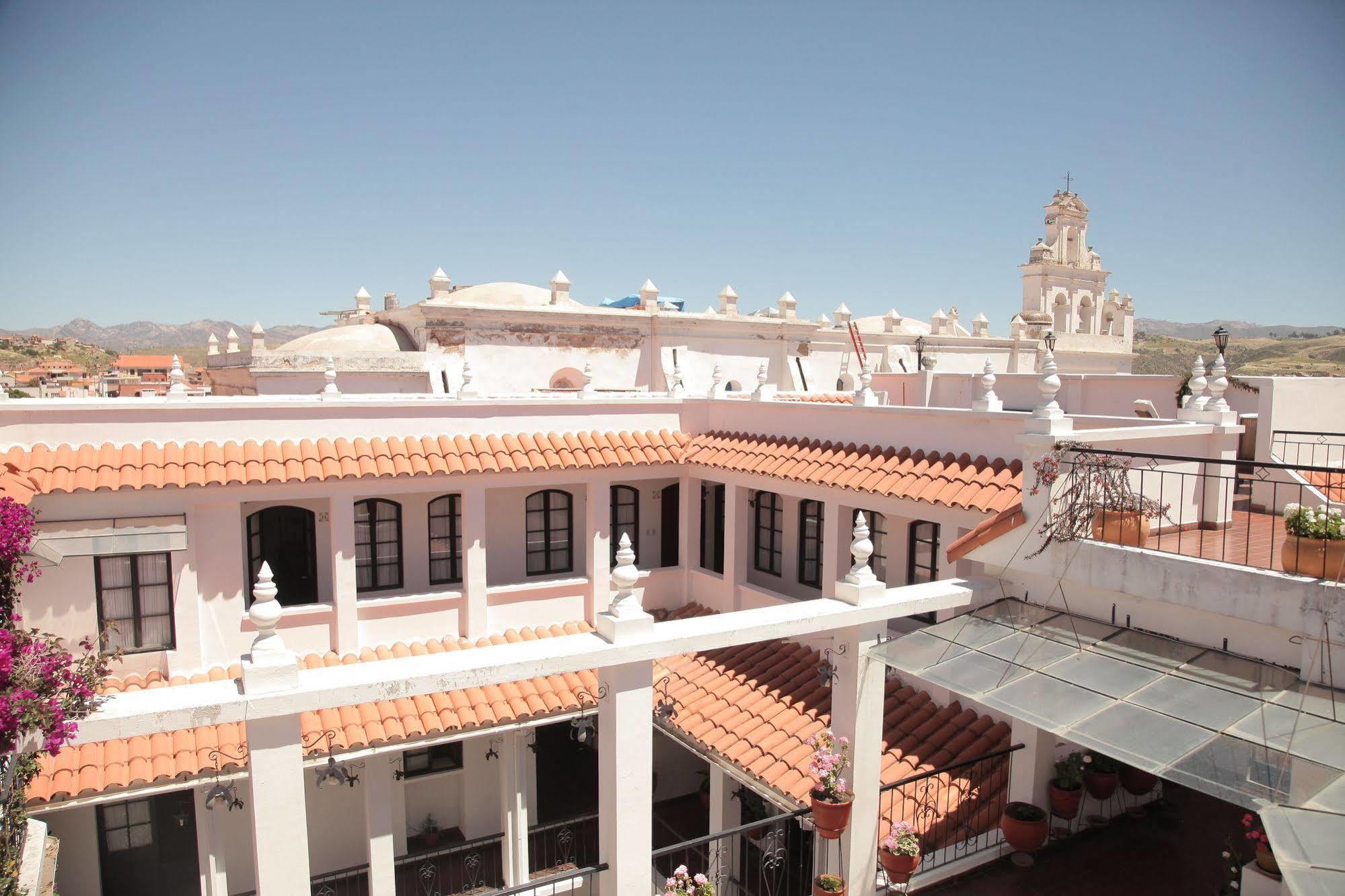 El Hotel De Su Merced Sucre Exterior photo